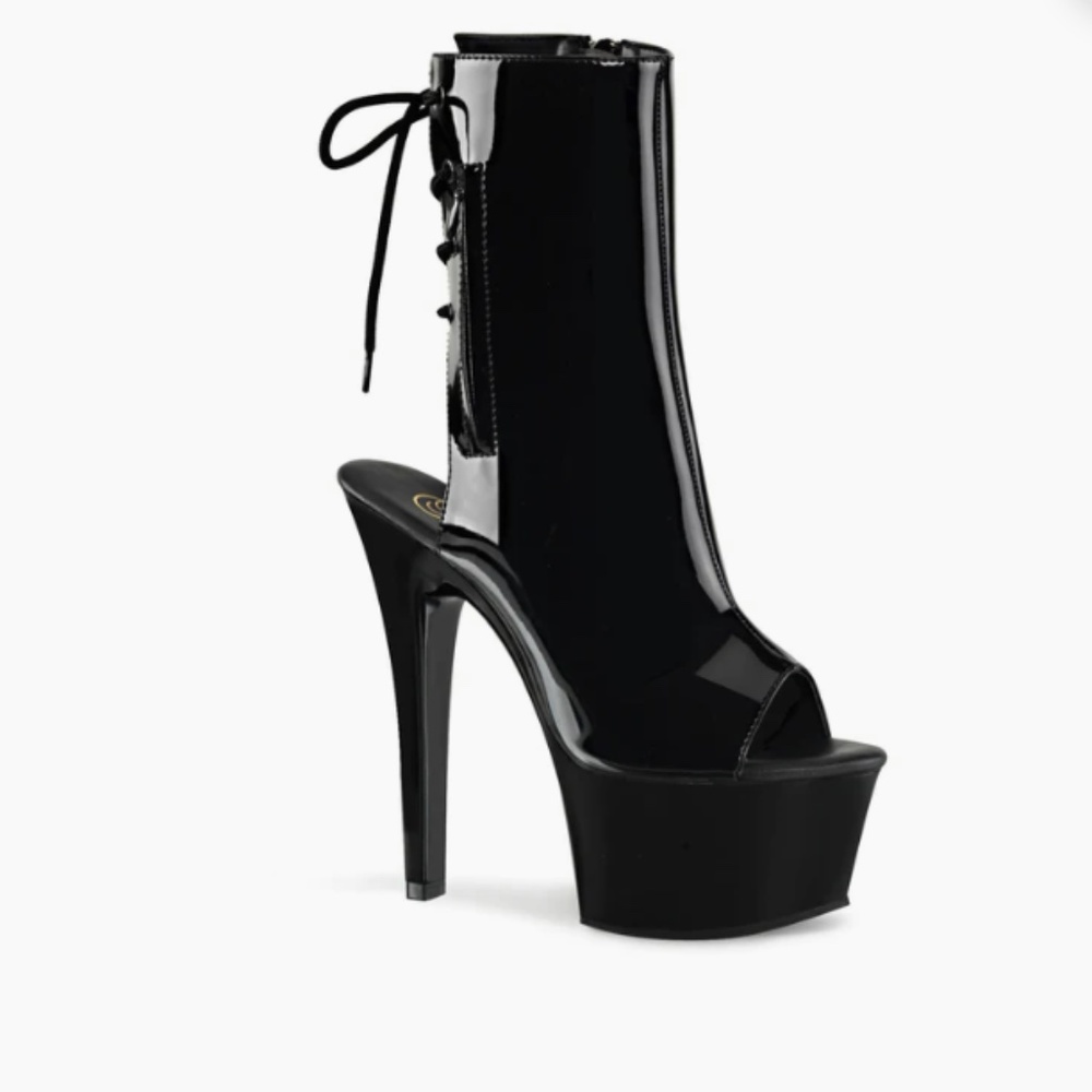 Aspire 1018 Pleaser Ankled Heels